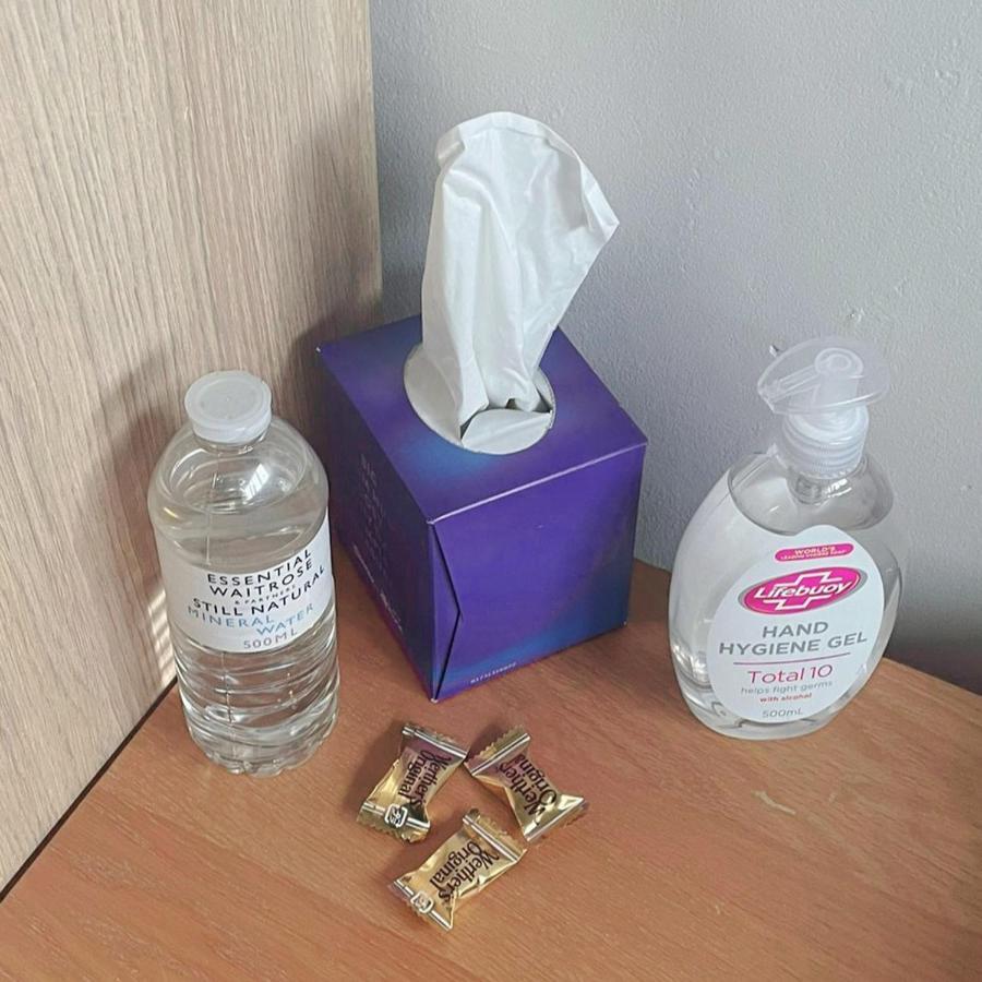 5Min Drive To Luton Airport, 2 Train Stations & Motorway - Free Parking - Late Check Out 11Am - Quiet & Peaceful Location With A Relaxing Garden - Only 25Min Drive To North London - Free Wifi Apartment Екстериор снимка